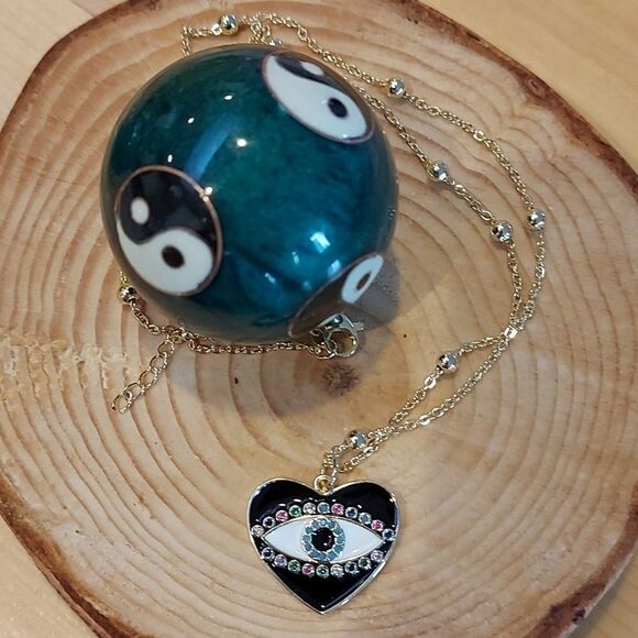 Mandala gold plated protection charm necklace - Picture 2 of 3